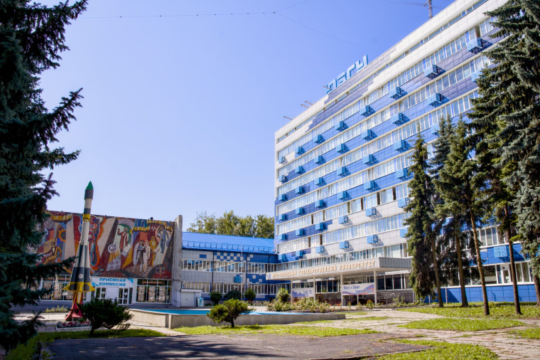 Турнир по компьютерному спорту.